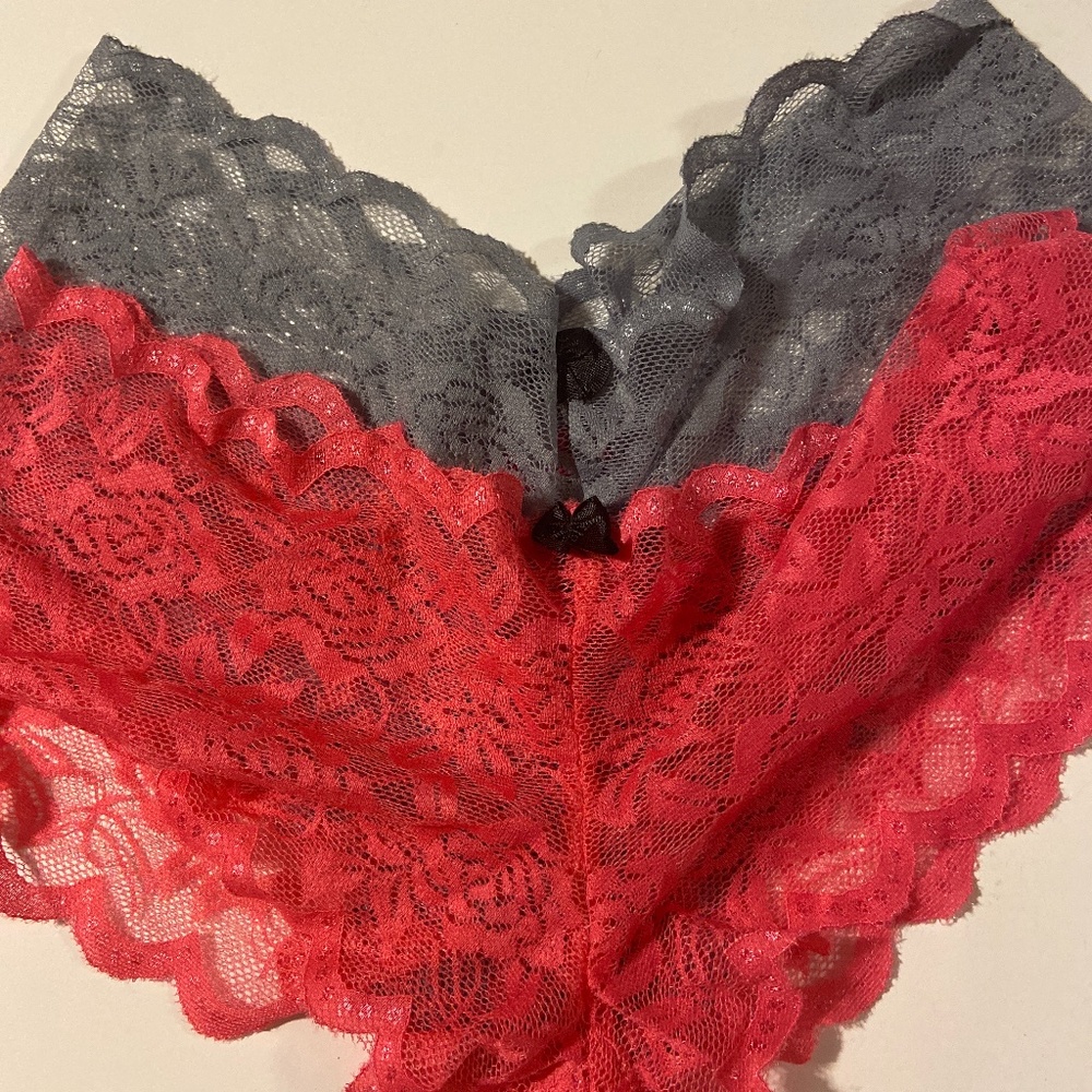 2 new hot kiss intimates medium panties brand new NWOT